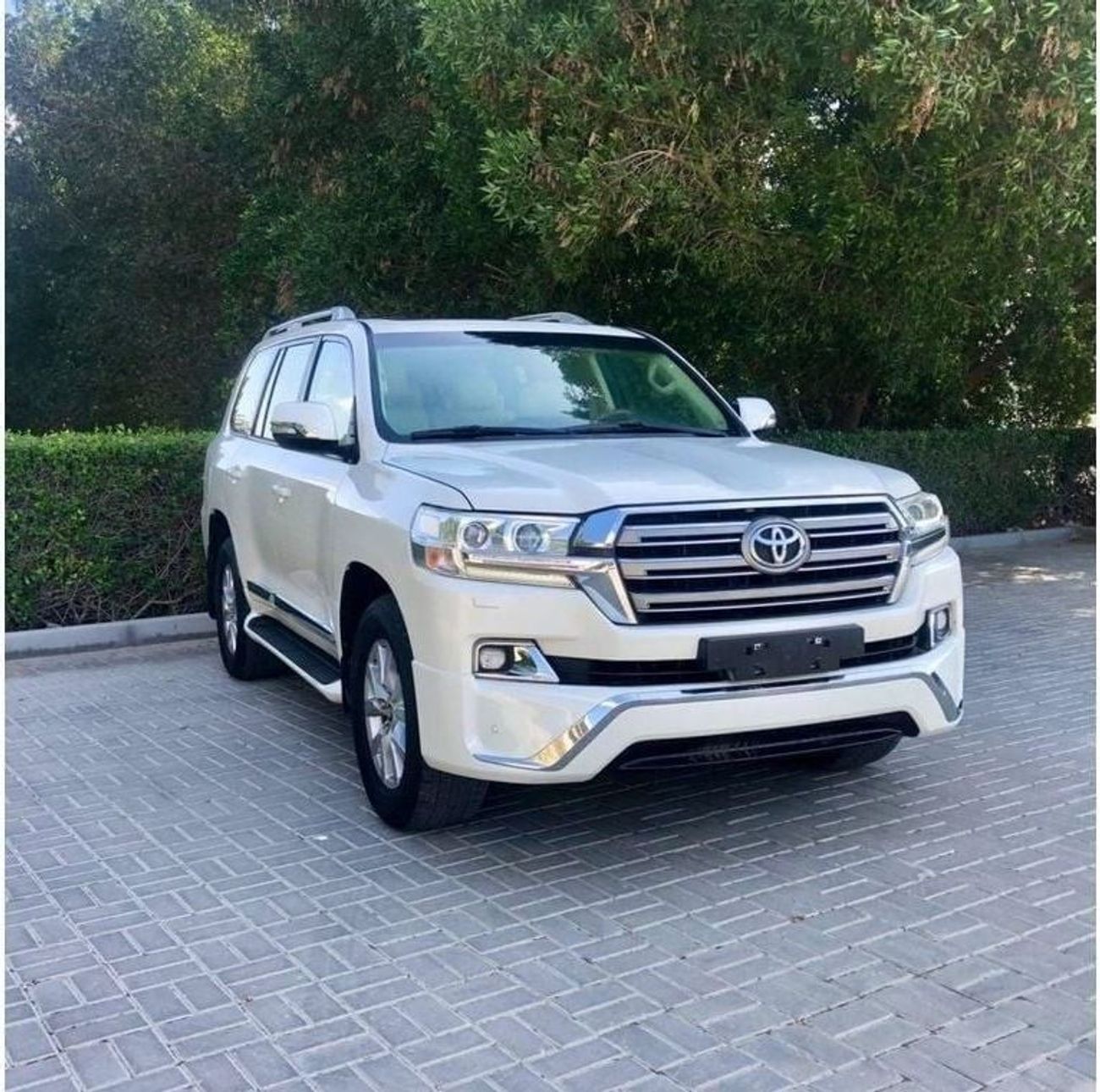 Toyota Land Cruiser GXR 4.6L