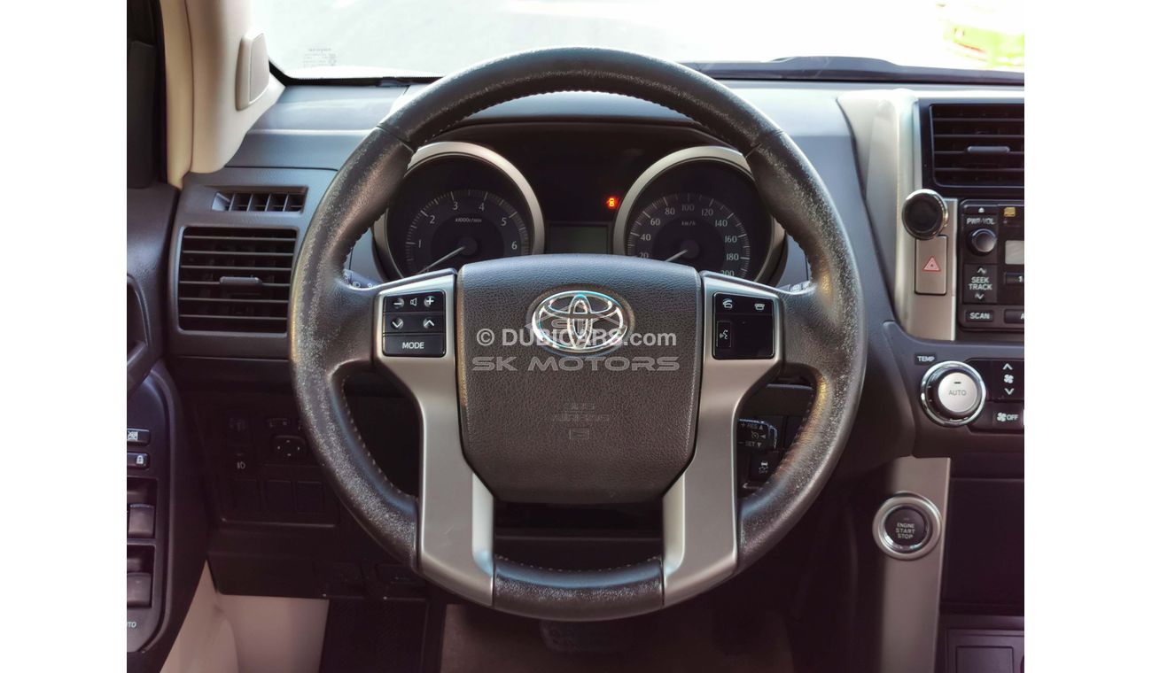 تويوتا برادو 4.0L, 17" Rims, Rear Parking Sensor, Leather Seats, Sunroof, Cool Box, Fog Lamps, 4WD (LOT # 218)