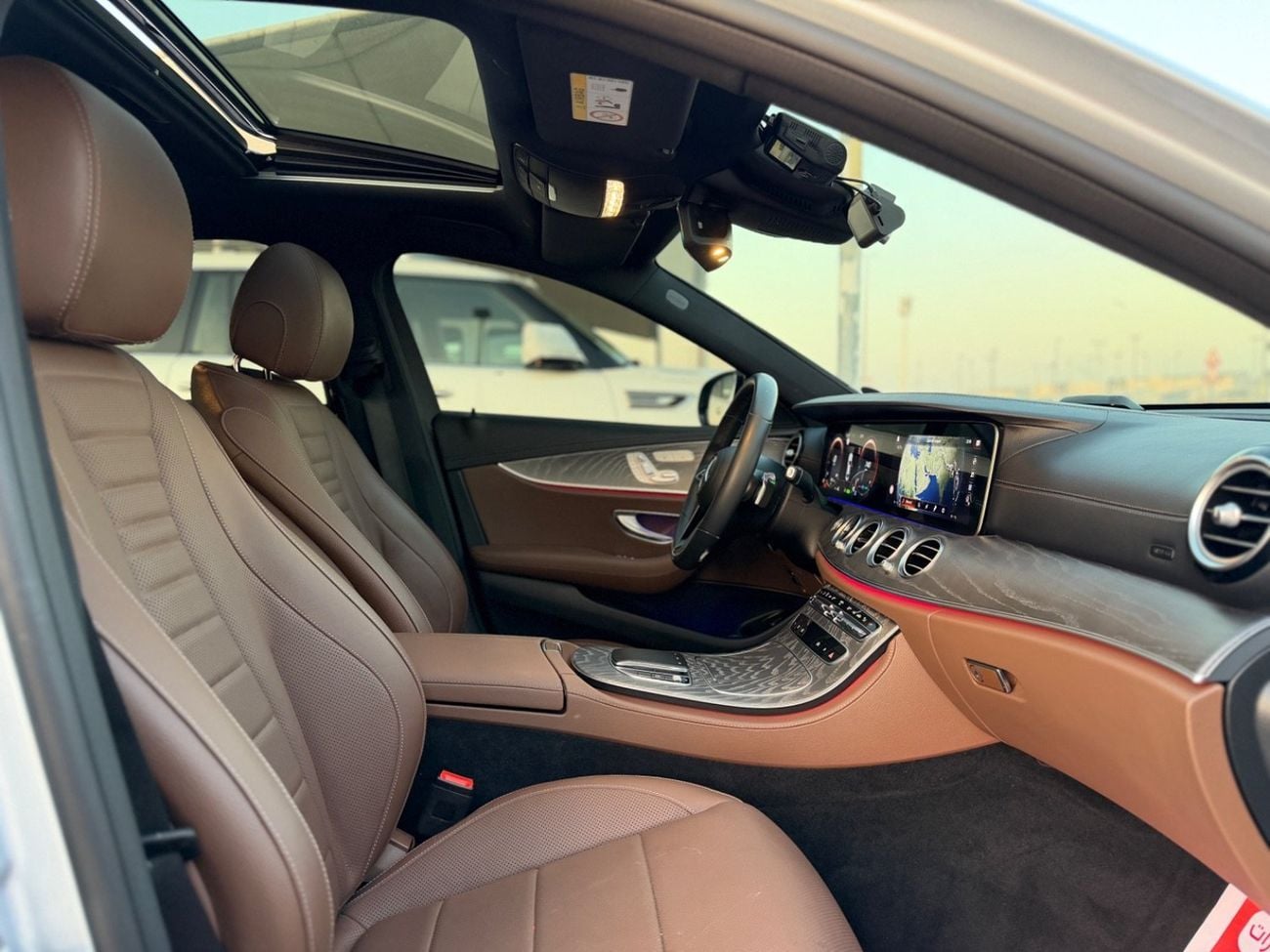 مرسيدس بنز E 350 4MATIC (NON GCC)