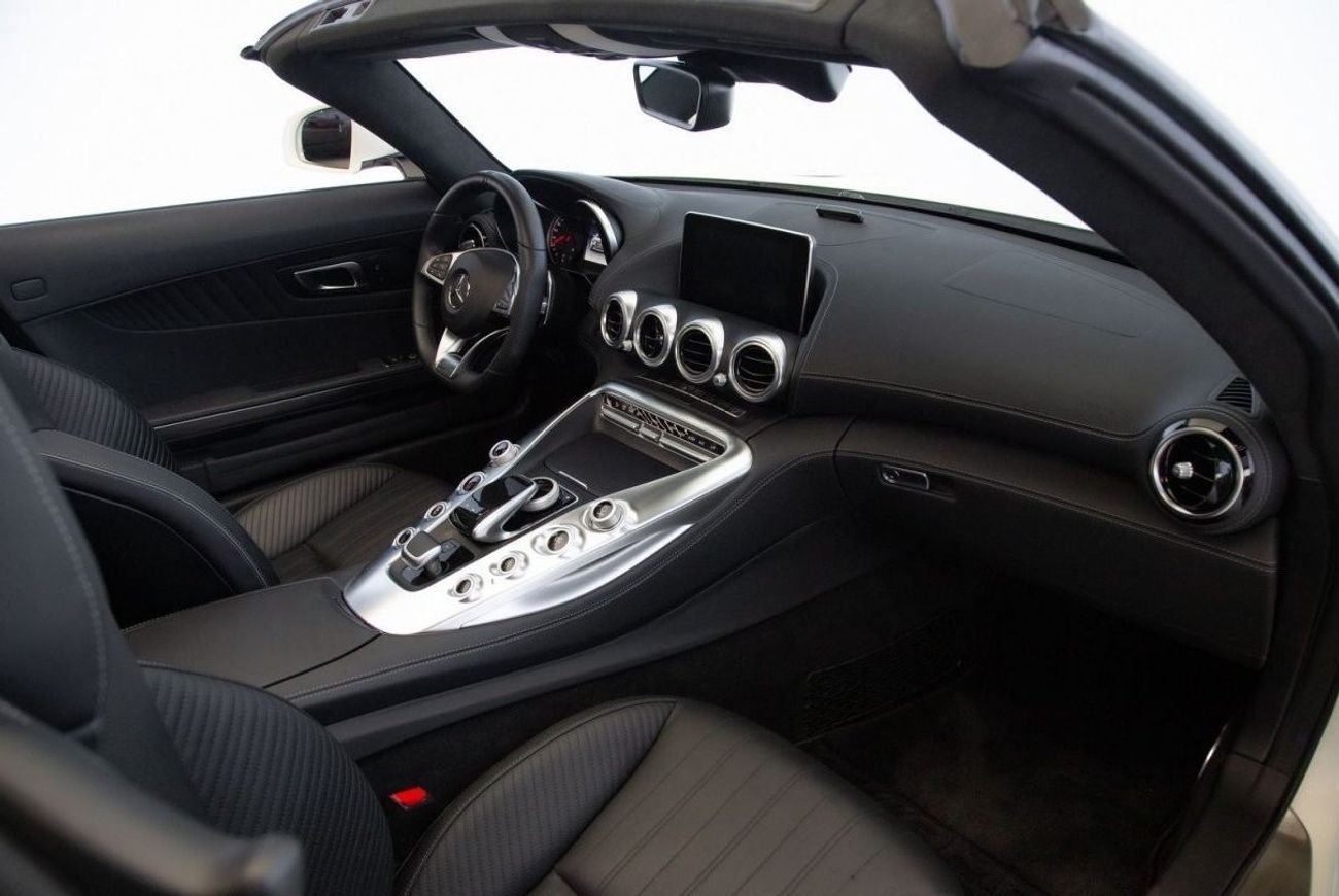 مرسيدس بنز AMG GT Std