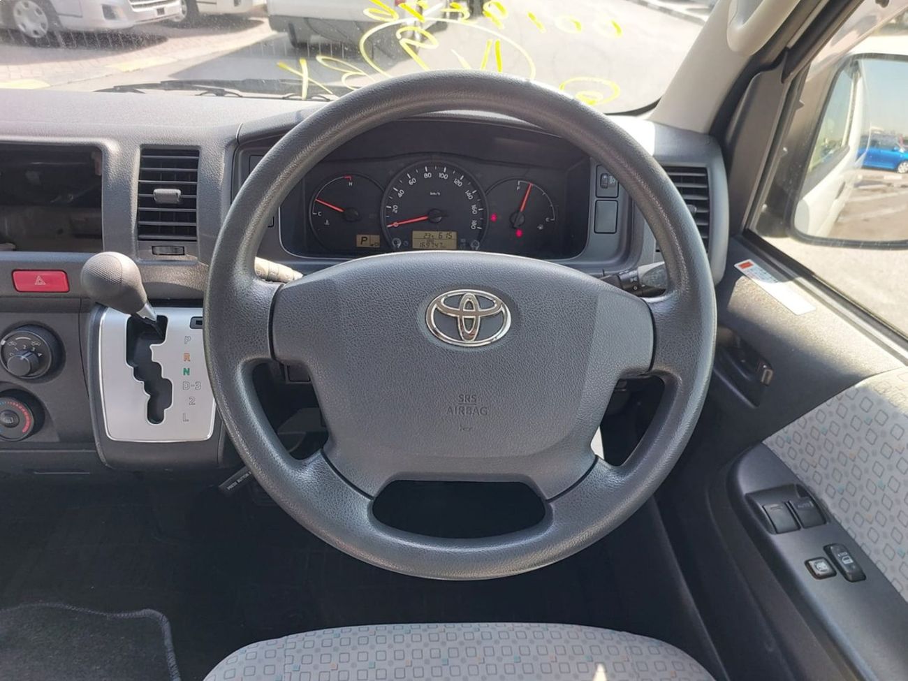 Toyota Hiace (RAMADAN OFFER) TOYOTA HIACE VAN RHD 2014 MODEL 3.0 L DIESEL AUTOMATIC(PM19576)