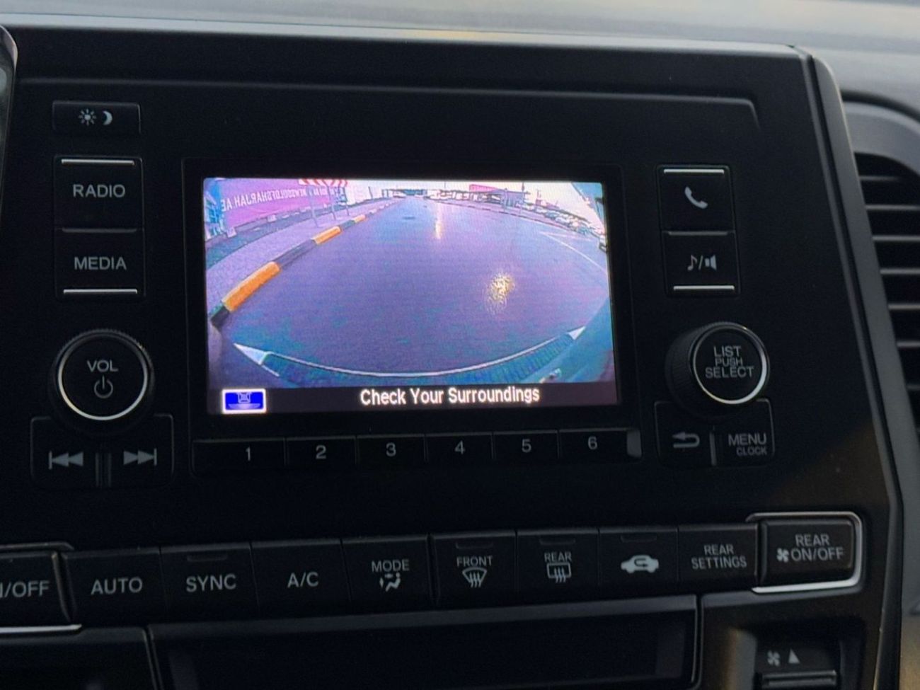 هوندا اوديسي J In excellent condition and requires no expense