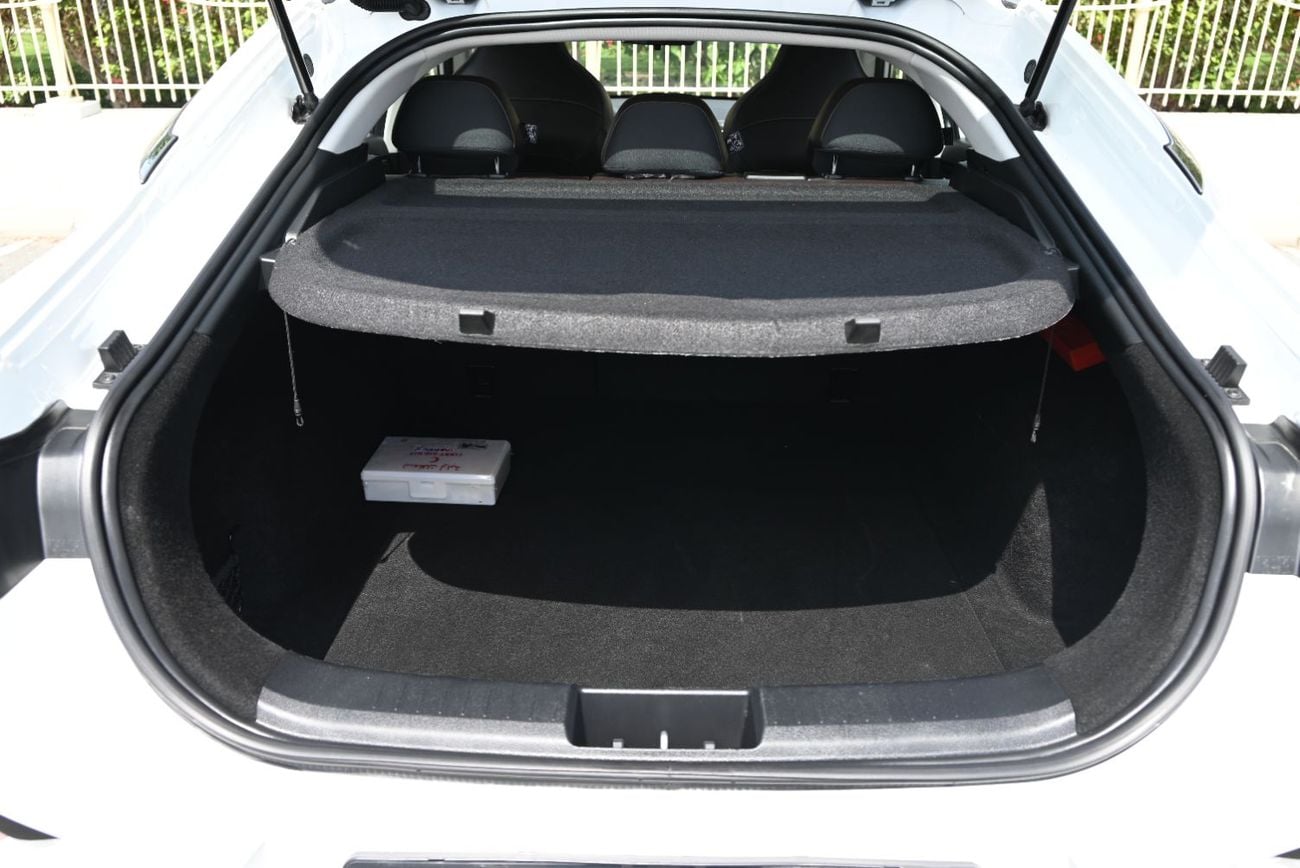 جاك J7 HOT DEALS - 0% DP - JAC J7 LUXURY 2023 - LOW MILEAGE - FIRST OWNER - MINT CONDITION