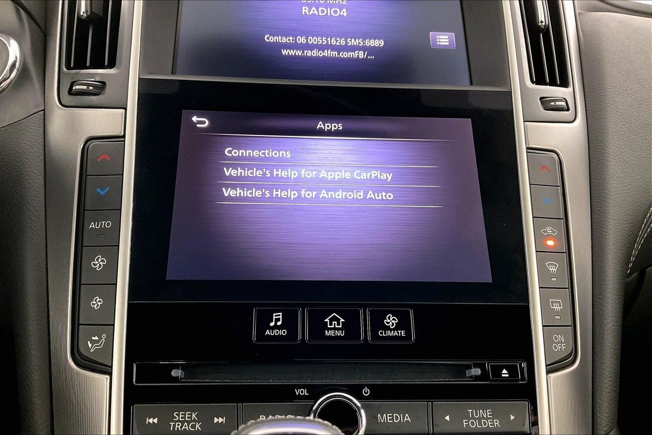 مرسيدس بنز C 200 Premium (AMG Line) | عرض العيد الحصري | خالية من أضرار الفيضانات