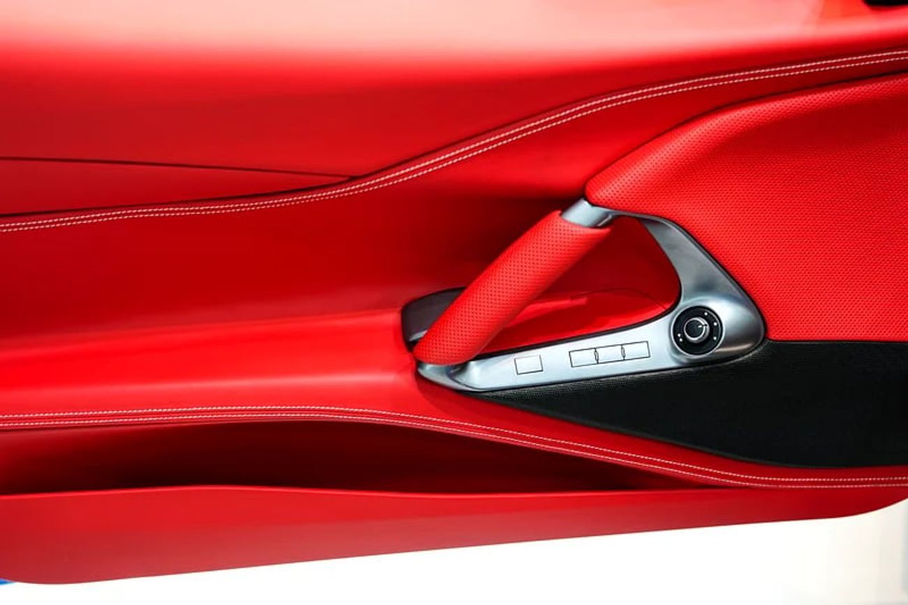 Ferrari 812 GTS Passenger Display, Carbon Exterior/Interior, Dealer Warranty + Service!!