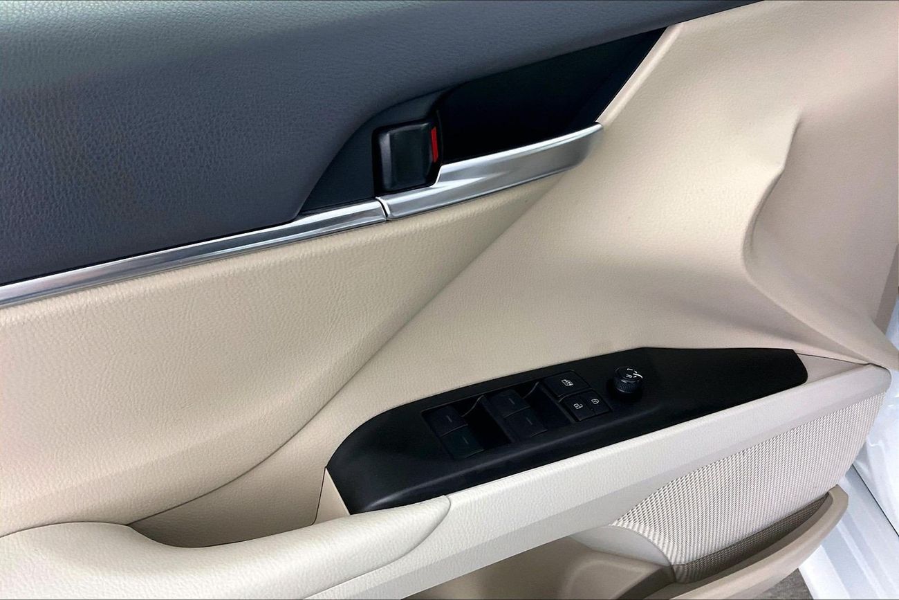 Toyota Camry S | National Day Celebration | Guaranteed Warranty | 0 Down Payment