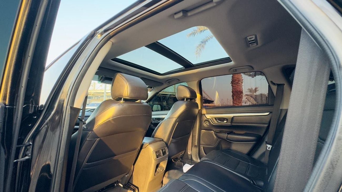 Honda CRV PREMIUM FEATURES CROSSOVER | PANORAMIC SUNROOF | AT | 1.5L PETROL ENGINE | AWD