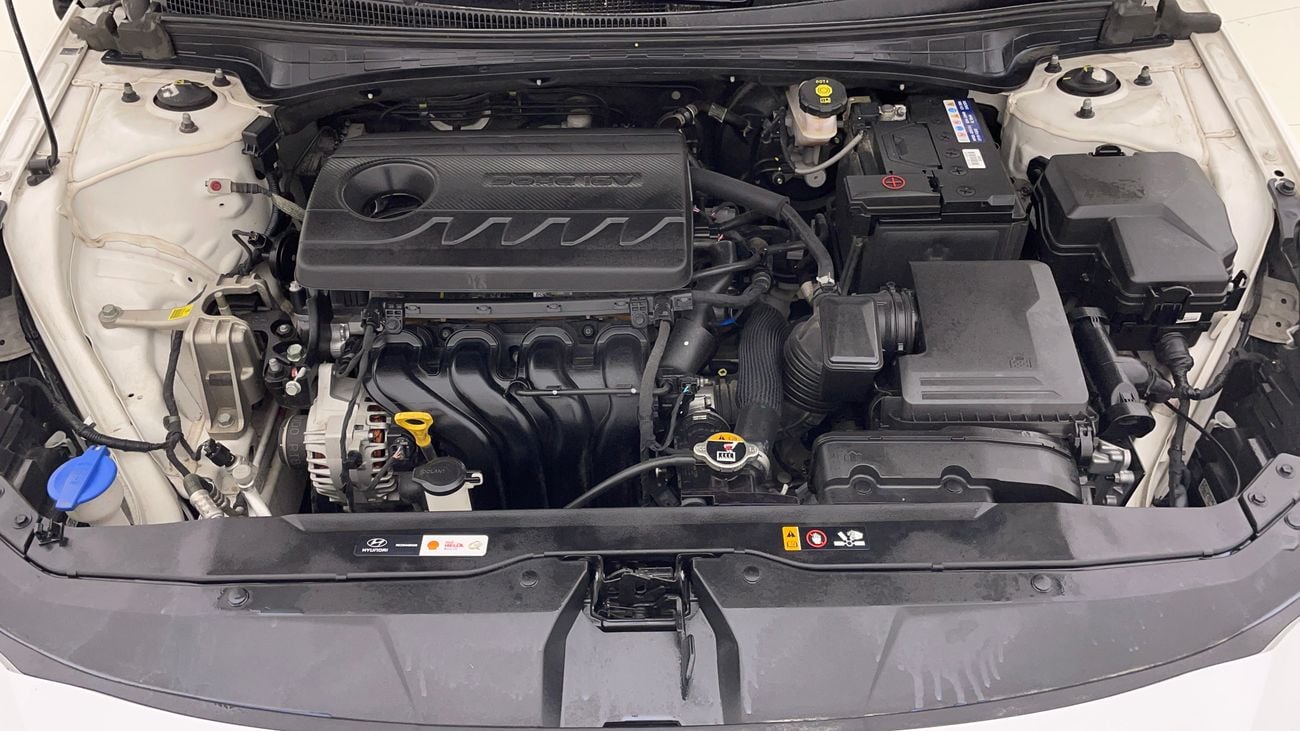 هيونداي إلانترا SMART 1.6 | بدون دفعة مقدمة | اختبار القيادة في المنزل