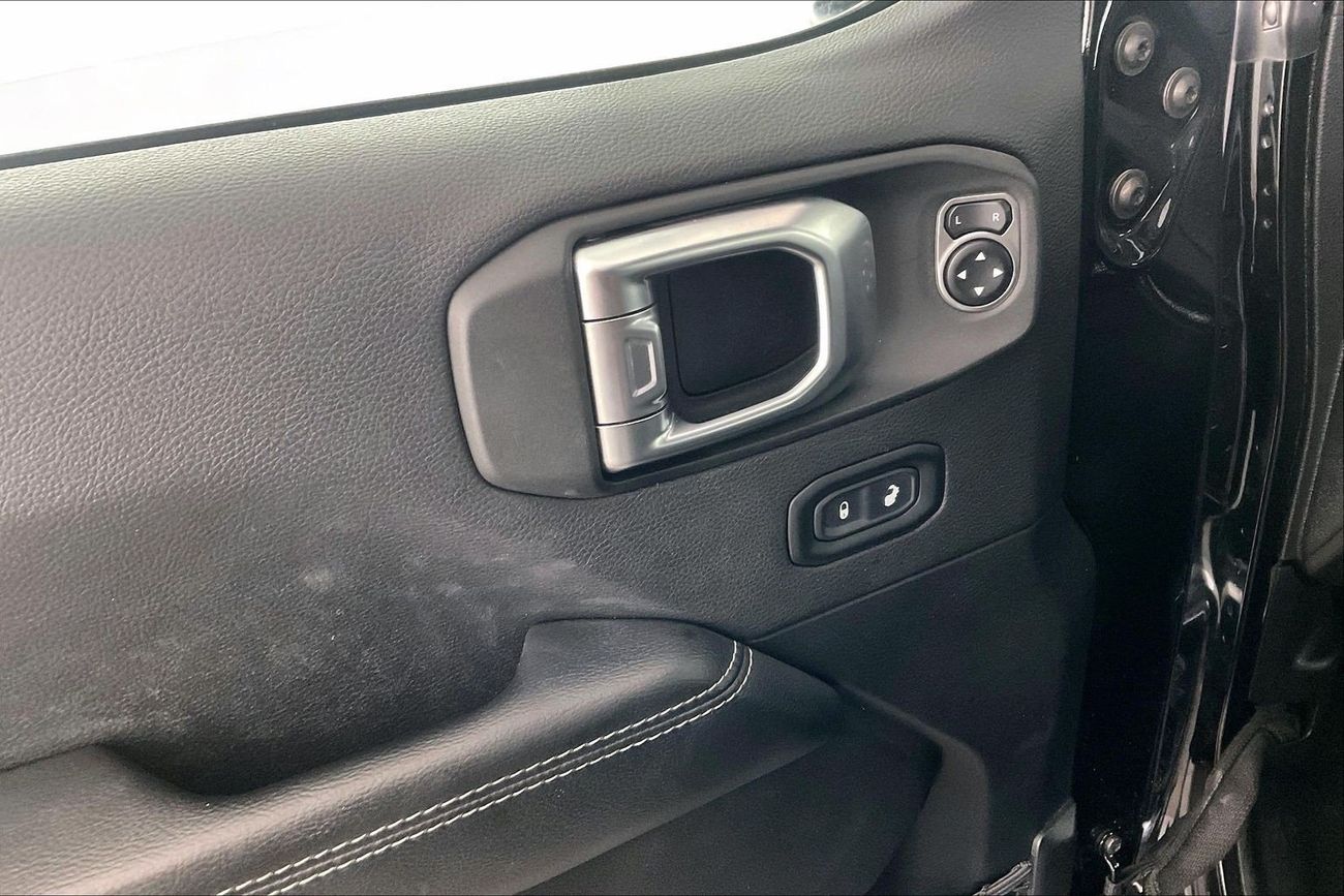 جيب رانجلر Sahara Unlimited | National Day Celebration | شامل الضمان | 0 ﺪﻔﻋﺓ ﺃﻮﻟﻯ