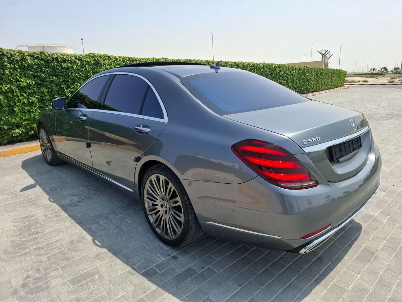 Mercedes Benz S560 L AMG