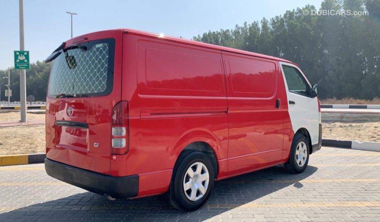 Toyota Hiace Van 2017 Ref#195