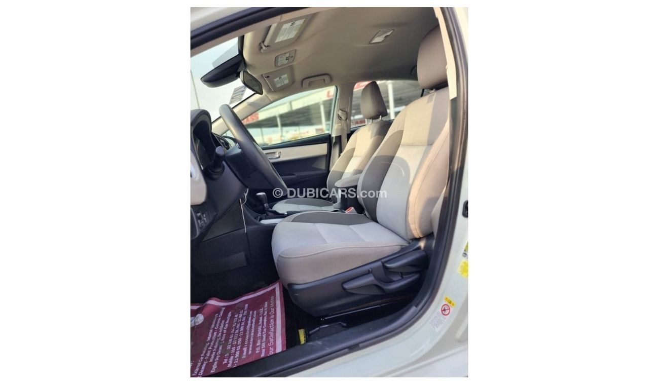 تويوتا كورولا SE