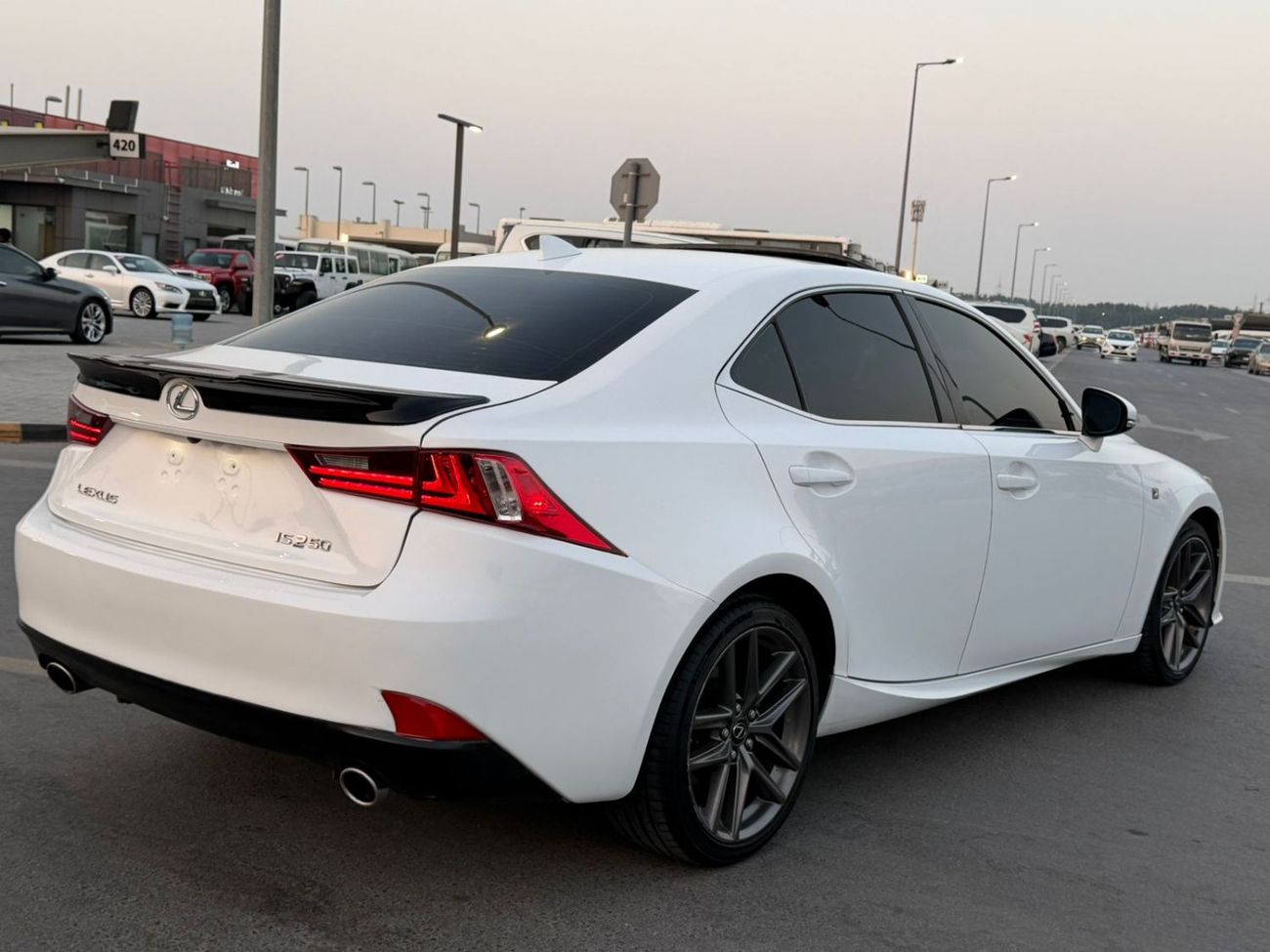 لكزس IS 250 F Sport 2.5L