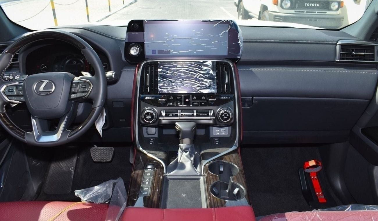 Lexus LX 500 LEXUS LX500D 3.3L DIESEL TWIN TUBO FULLY LOADED 2024 GCC SPECS 0KM