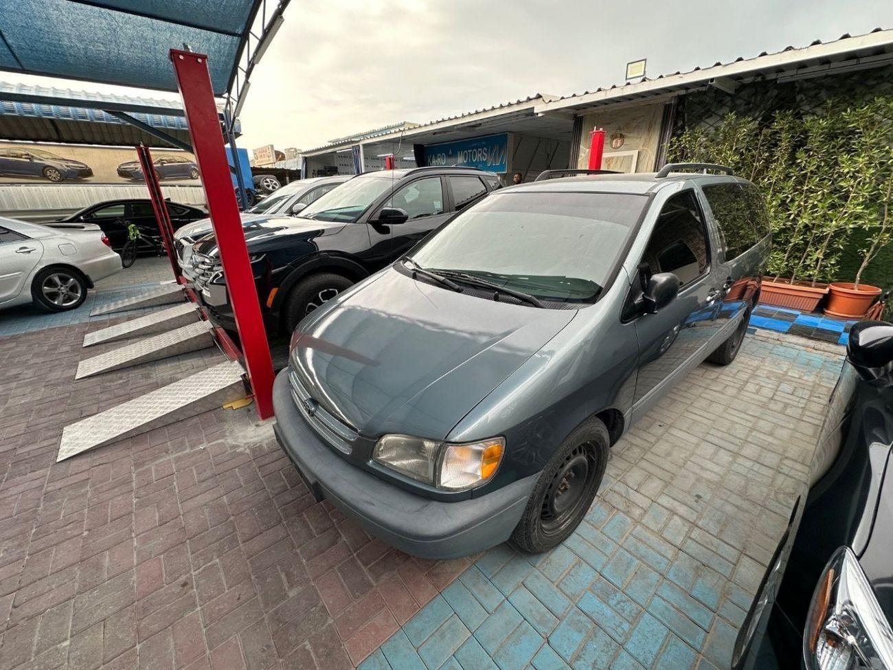 Toyota Sienna 1999 3.0L 7seat