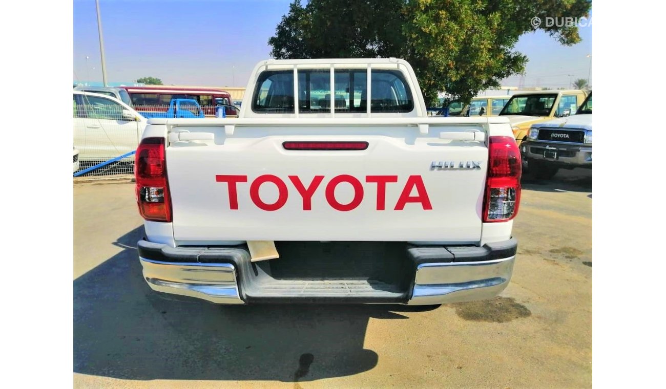 Toyota Hilux DIESEI L 2.4 MANUAL  GEAR