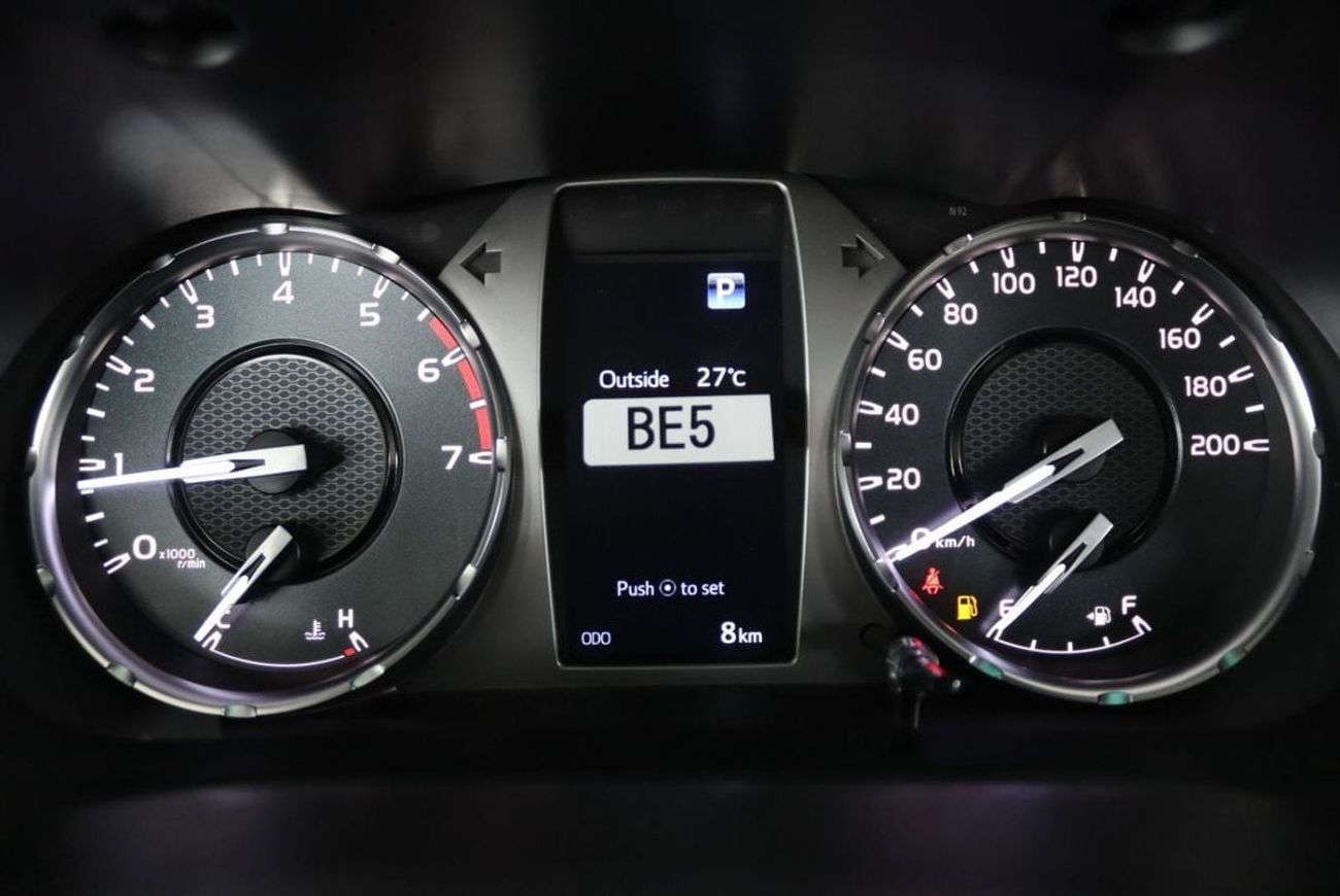 Toyota Hilux 2025 HILUX 2.7 4X4 AT **EXPORT ONLY**التصدير فقط خارج الخليج***