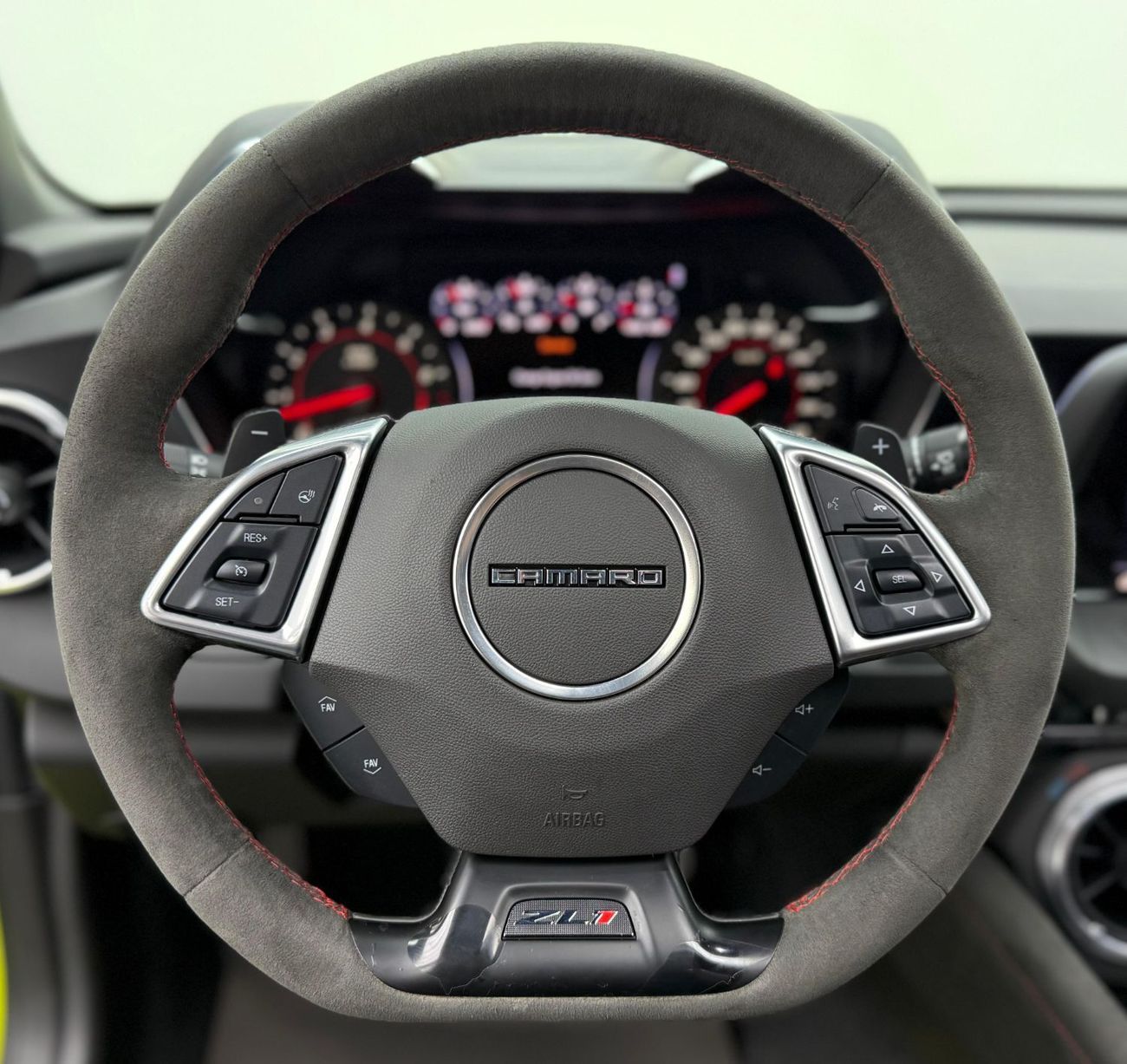 Chevrolet Camaro ZL1 6.2L 2020 Chevrolet Camaro ZL1, Warranty, Full Service History, Very Low Km, Excellent Condition