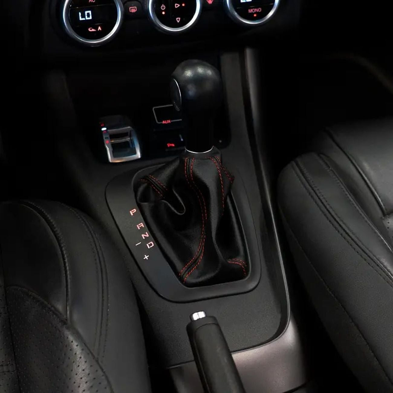 ألفا روميو جوليتا 861 pm • 0% Downpayment • Veloce • Agency Warranty