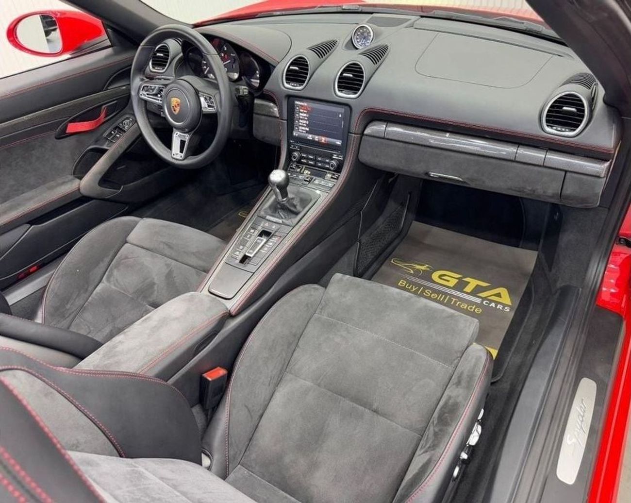 Porsche 718 Spyder 2020 Porsche 718 Spyder, Jan 2026 Porsche Warranty, Full Porsche Service History, GCC