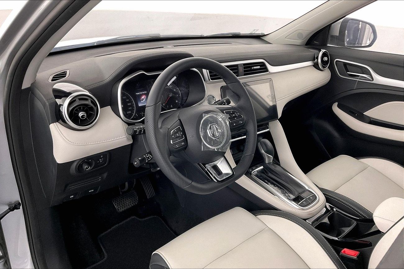 أم جي ZS Luxury | شامل الضمان | 0 ﺪﻔﻋﺓ ﺃﻮﻟﻯ