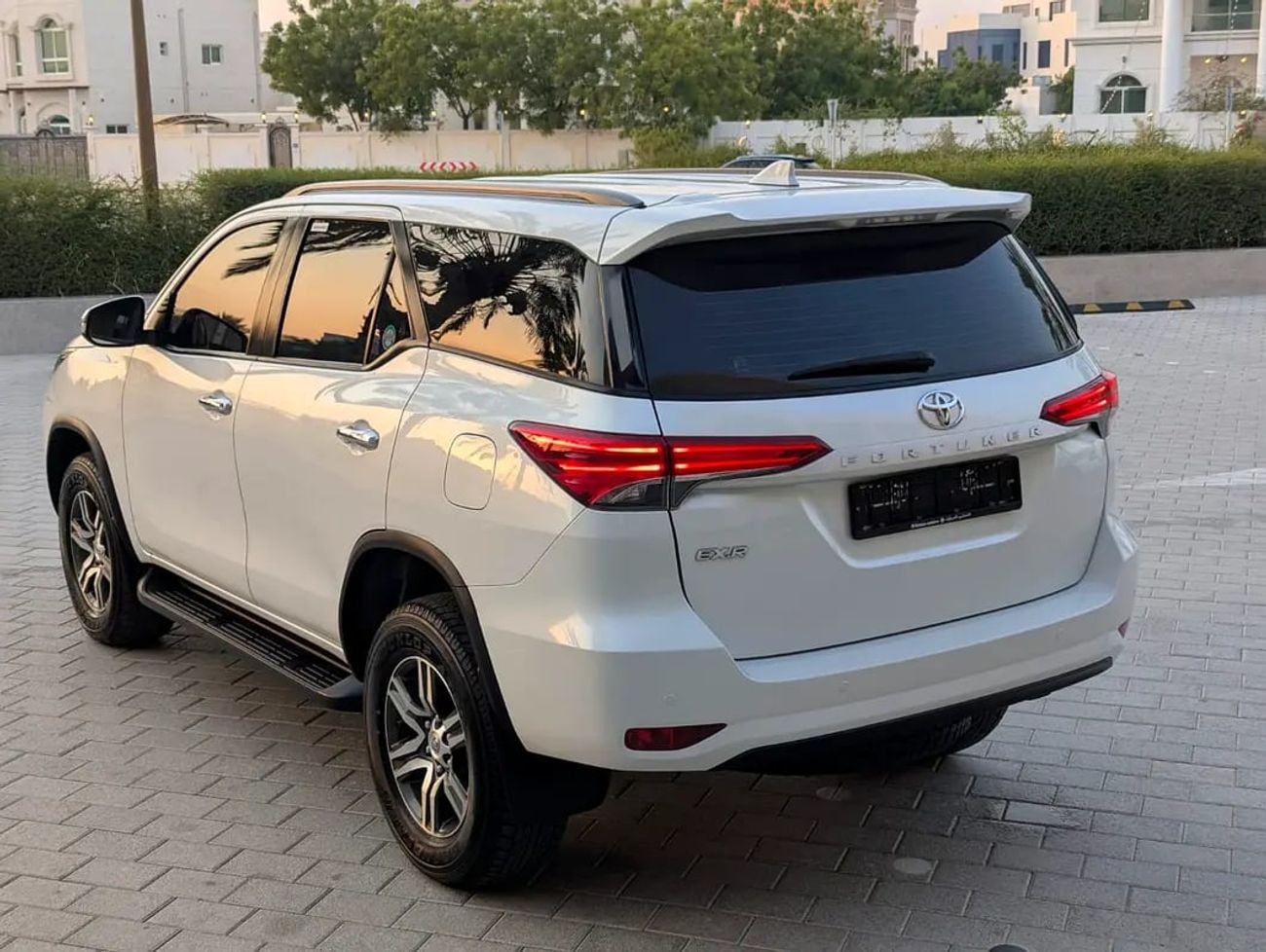 Toyota Fortuner EXR 4X4 V4 2.7L Excellent Condition