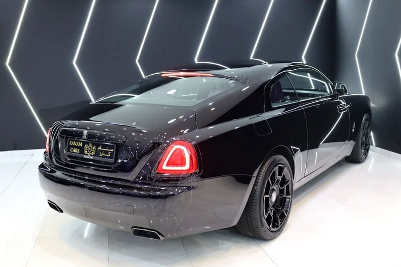 Rolls-Royce Wraith Black Badge, Starlights, Two-Tone Interior, GCC Specs!!