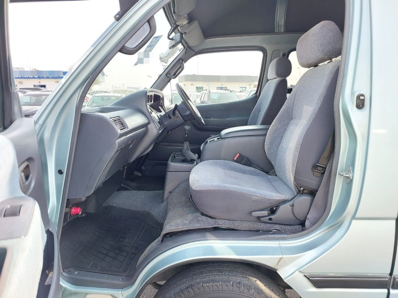 Toyota Hiace TOYOTA HIACE VAN RHD 2002 MODEL 2.4 L PETROL MANUAL(PM01410)