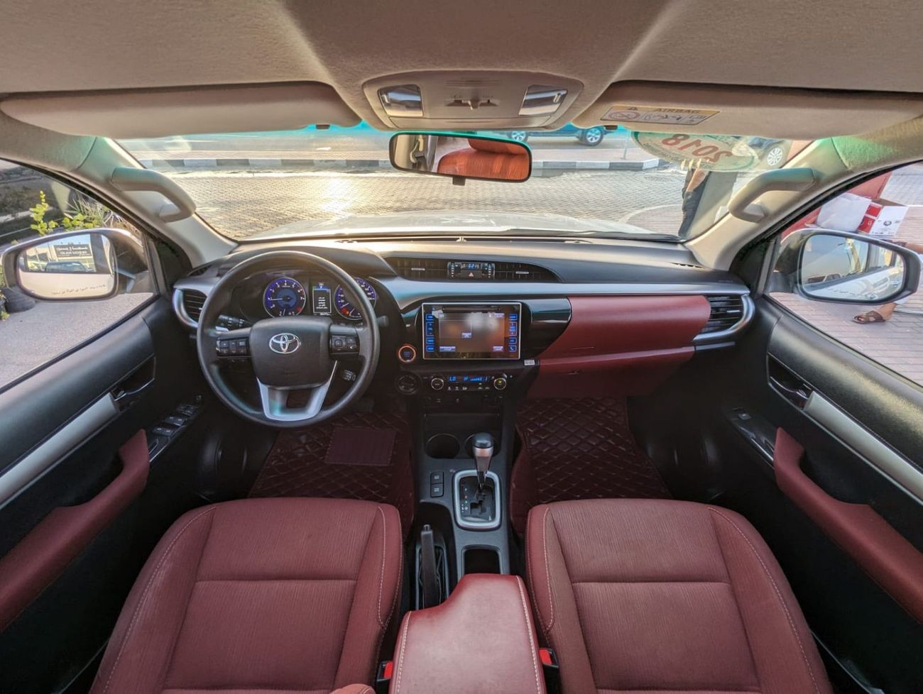 Toyota Hilux TOYOTA HILUX TRD V6 engine 4.0 4x4 petrol perfect condition inside and outside original color withou