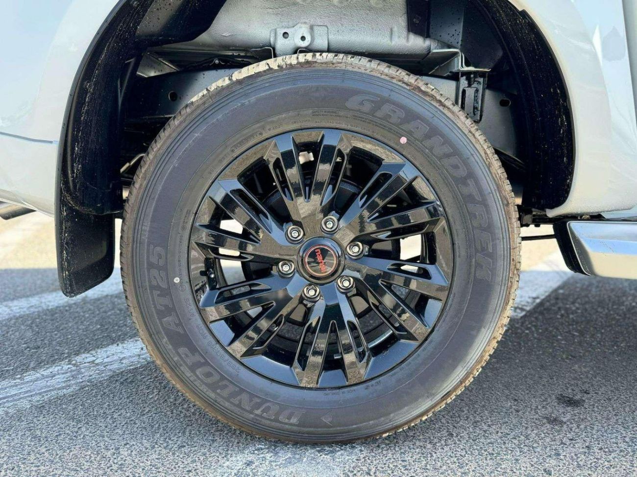 إيسوزو D ماكس 3.0L Crew Cab 4WD GT ISUZU D-MAX 3.0L GT 4WD DIESEL PICKUP 2025