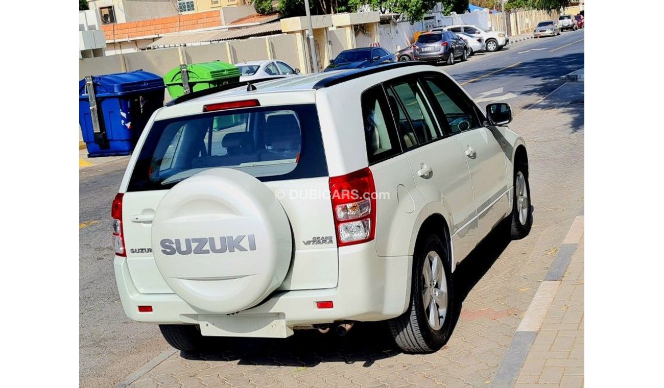 Suzuki Grand Vitara SUZUKI GRAND VITARA GCC SINGLE OWNER  EXTRA CLEAN  . ACCIDENT FREE  . NO MECHANICAL FAULTS
