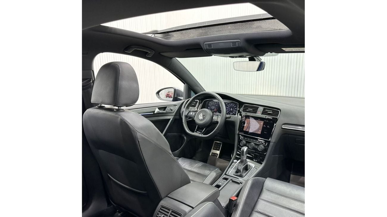 فولكس واجن جولف 2018 Volkswagen Golf R, Full VW Service History, GCC