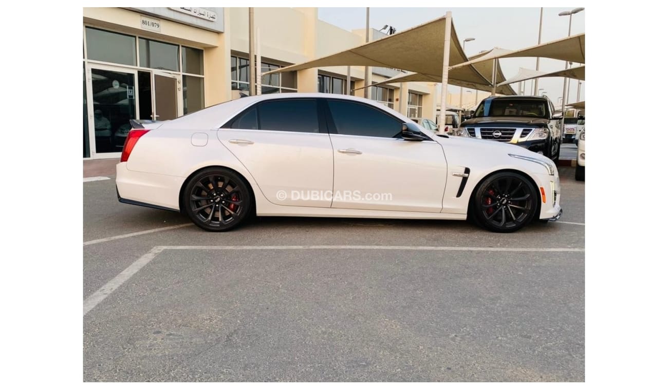 Cadillac CTS -CADILLAC-CTS-V-2017-GCC-SUPER CHARGER