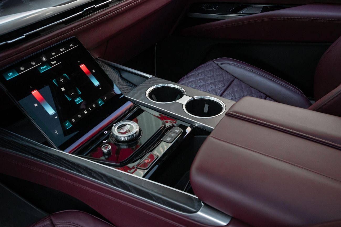 Cadillac Escalade Escalade Sport Platinum | 10,771 P.M | 0% Downpayment | Cadillac Warranty!