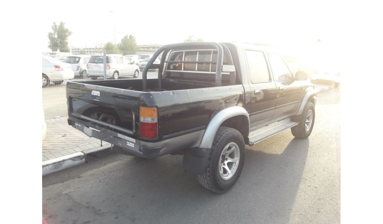 Toyota Hilux Hilux RIGHT HAND DRIVE (Stock no PM 348 )