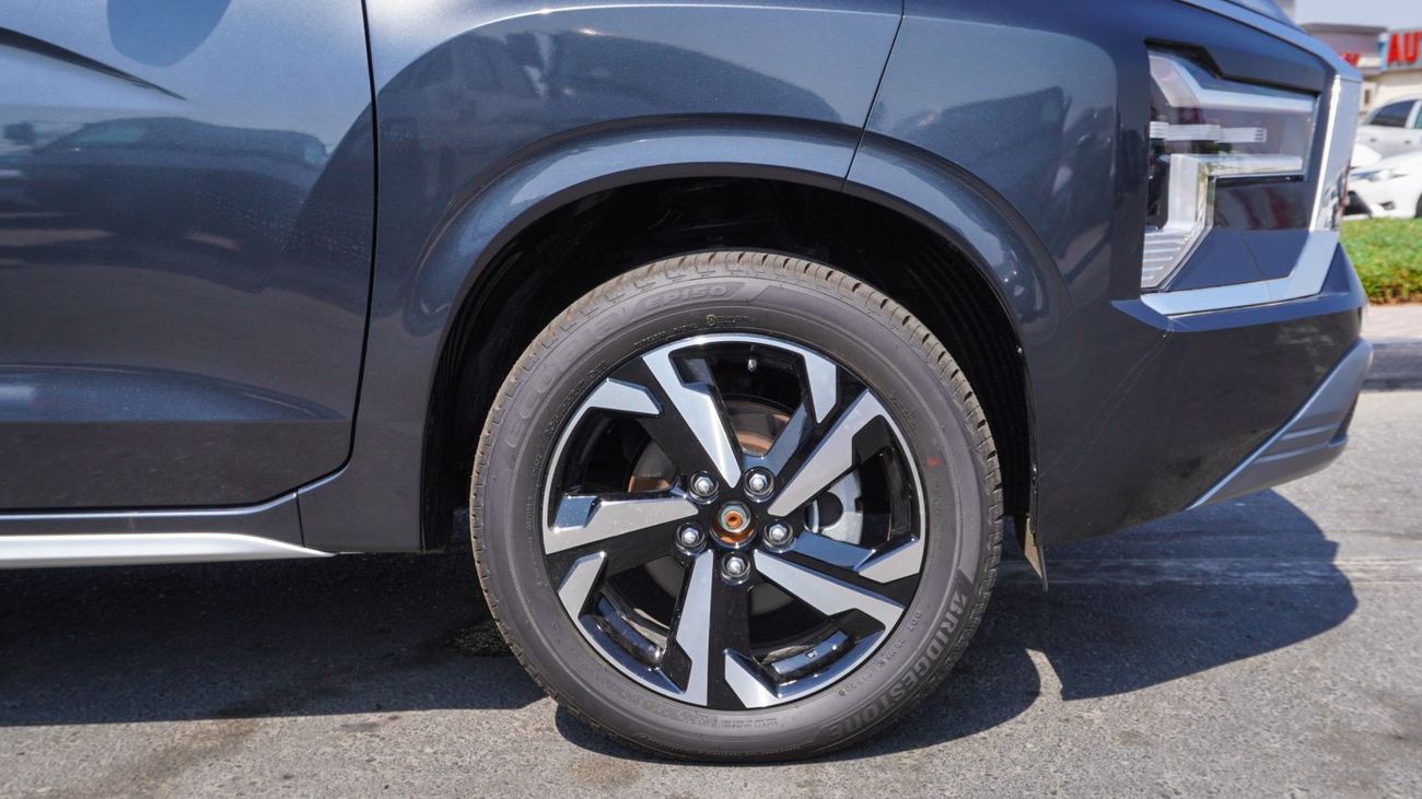 Mitsubishi Xpander ECT0089 - Mitsubishi Xpander Premium - 1.5L Petrol Auto 2wd - Grey