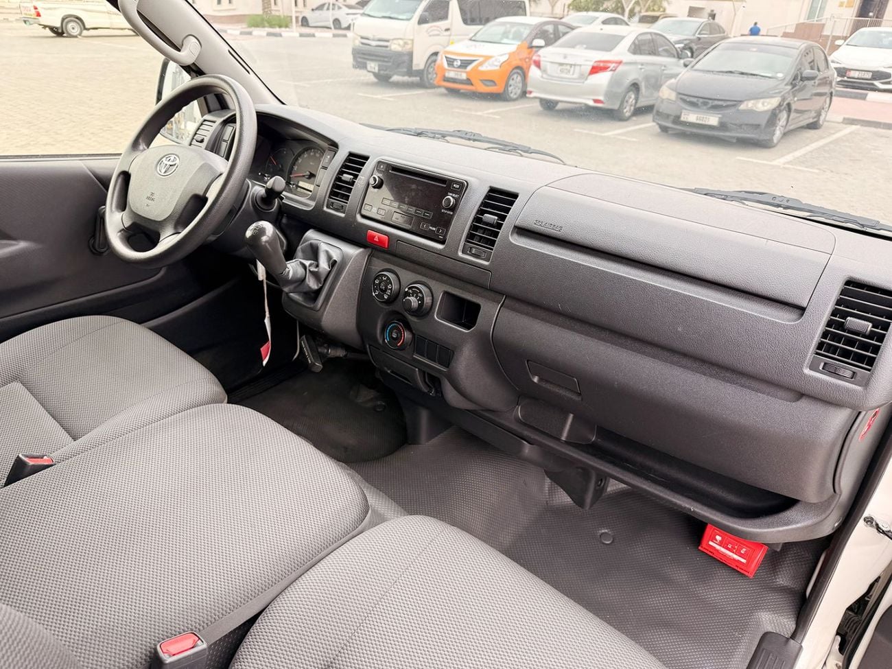 تويوتا هاياس GL -Standard Roof  Panal Van 2.7L