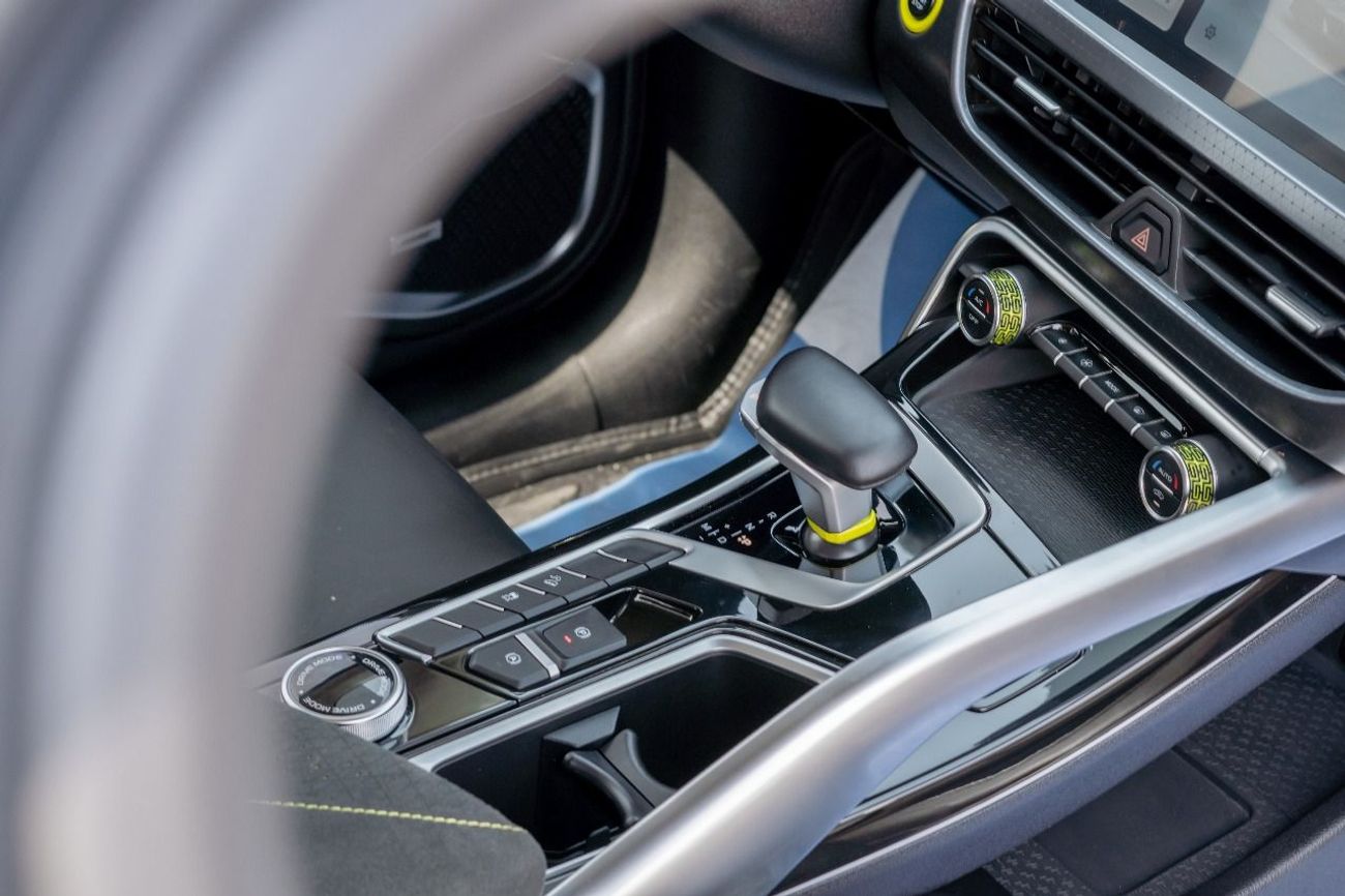 Geely Tugella GF+ 2.0T 4WD