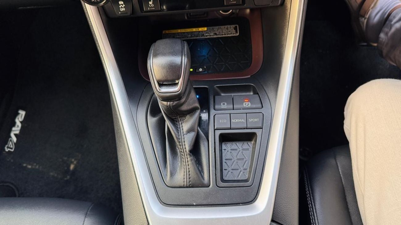 Toyota RAV4 2021 AT 2.0L PETROL | 360 VIEW CAMERA | LEATHER ELECTRIC SEATS - 3 MODES OF DRIVE | PREMIUM FEATURES