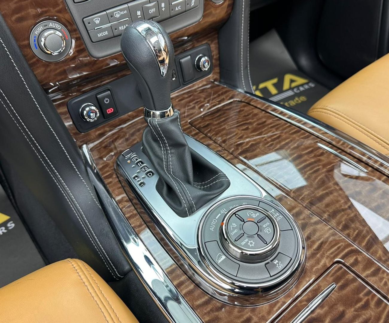 Nissan Patrol 2019 Nissan Patrol Platinum, 1 Year Warranty Unlimited Km, Full Service History, GCC