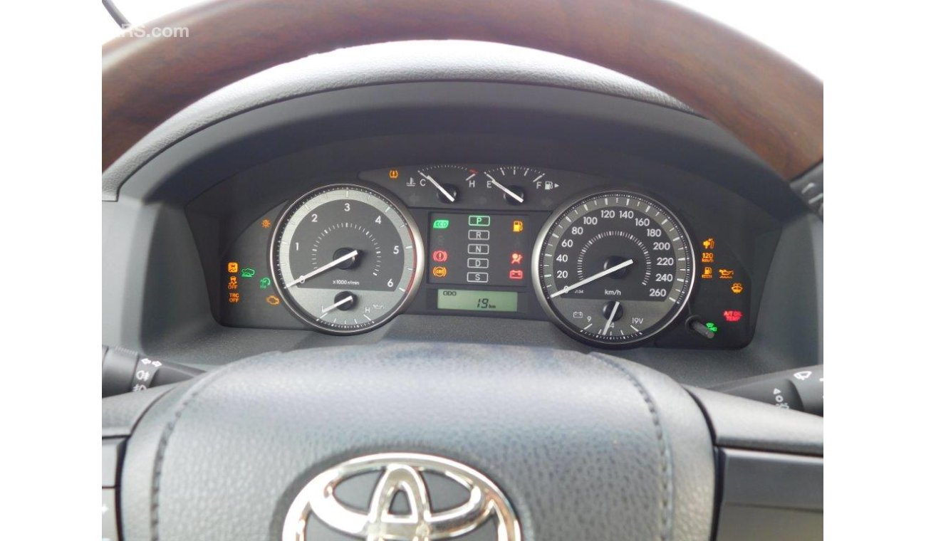 Toyota Land Cruiser 2019 GXR V8  4.5L TD AT WITH SUNROOF