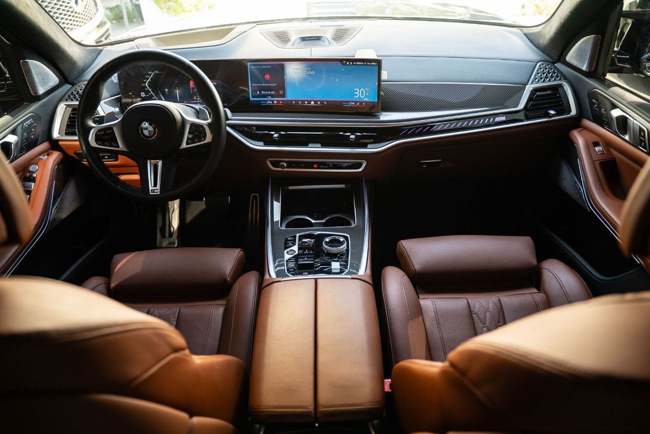 بي أم دبليو X7 xDriveM60i (6 Seats)