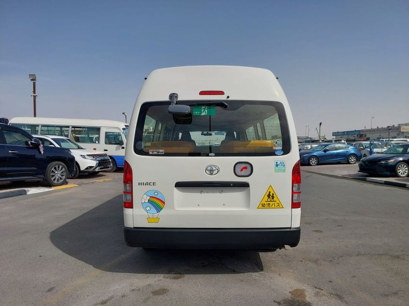 تويوتا هاياس TOYOTA HIACE VAN RHD 2015 MODEL 2.7 L PETROL AUTOMATIC(PM61832)