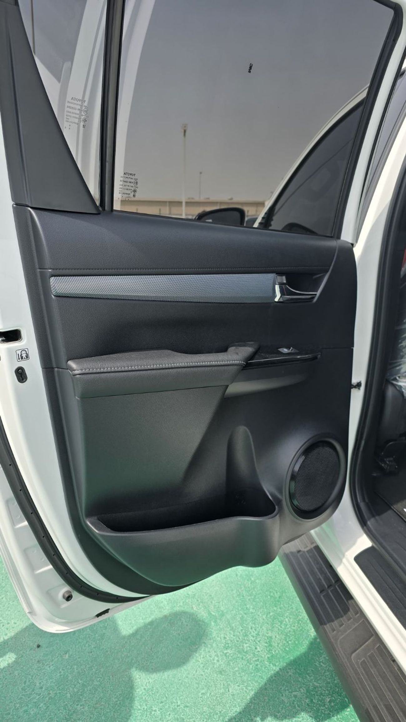 Toyota Hilux GR Sport 2.8L - 2025 MODEL DIESEL