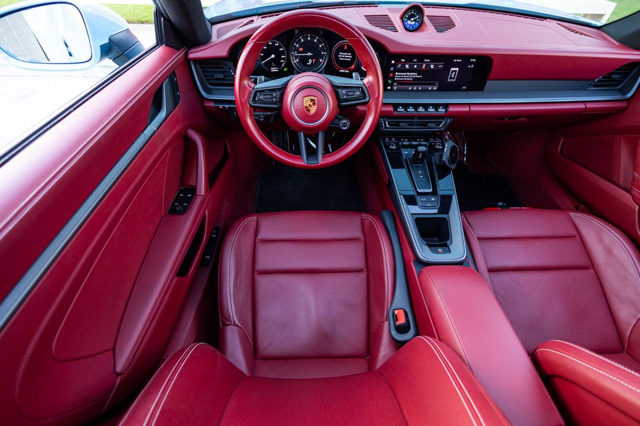 بورش 911 Carrera 4 3.0L (444 HP) Coupe