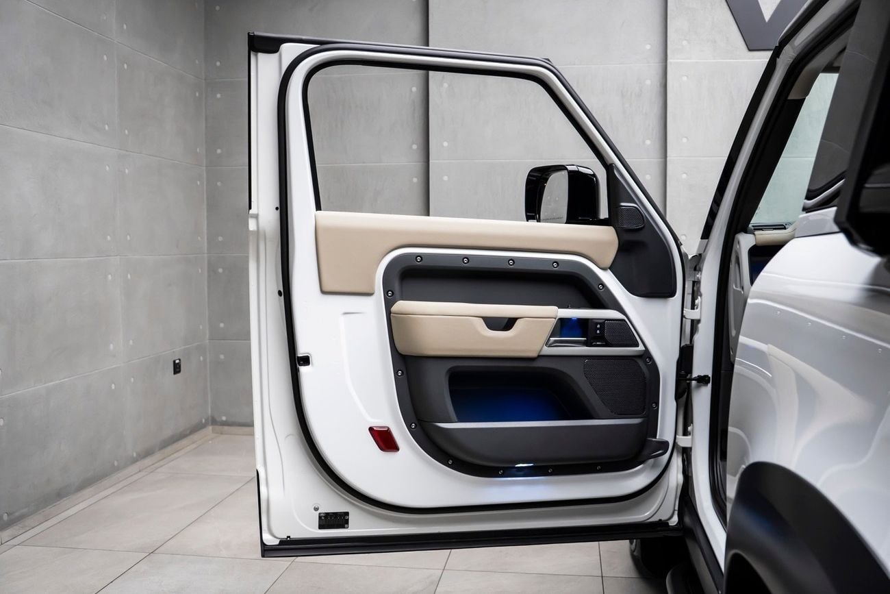 لاند روفر ديفندر P300 90 SE 2.0L (5 Seater)