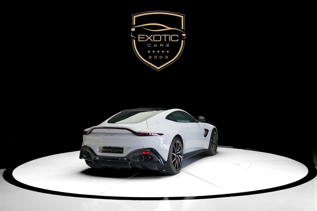 أستون مارتن فانتيج Std 4.0L