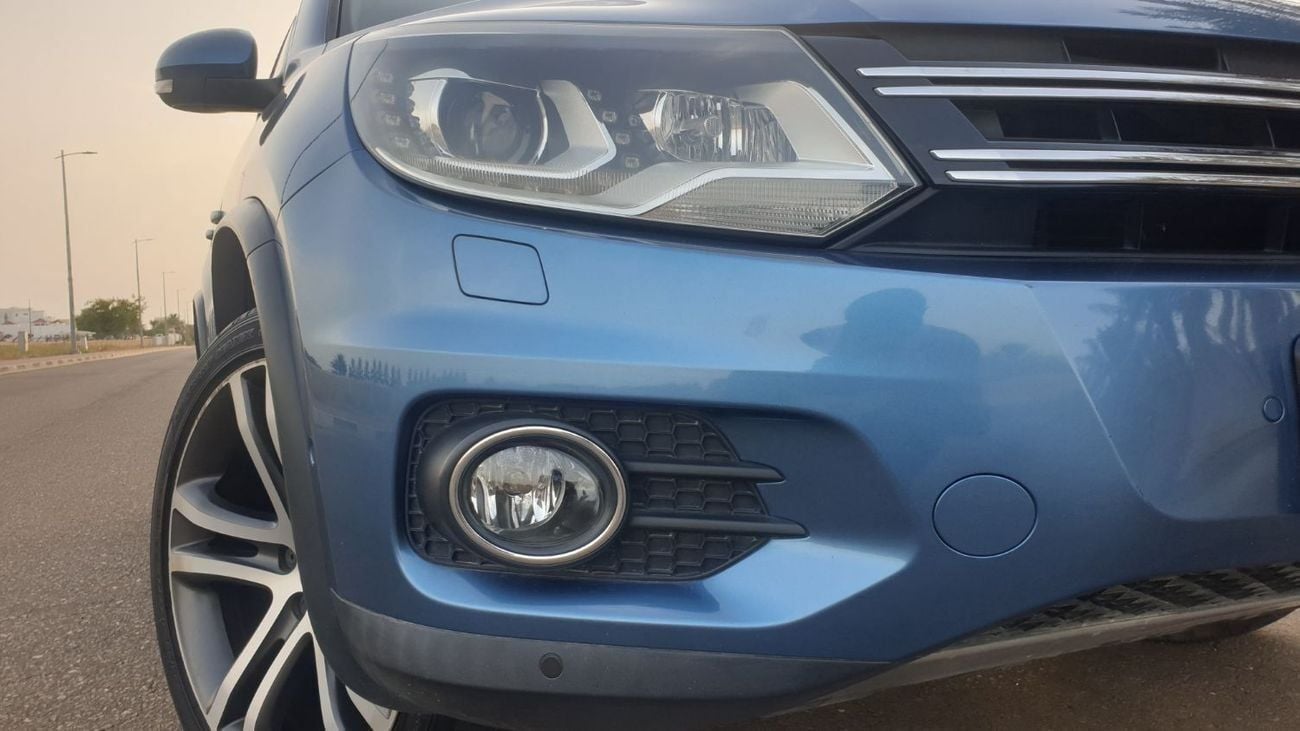 Volkswagen Tiguan SEL Track & Style