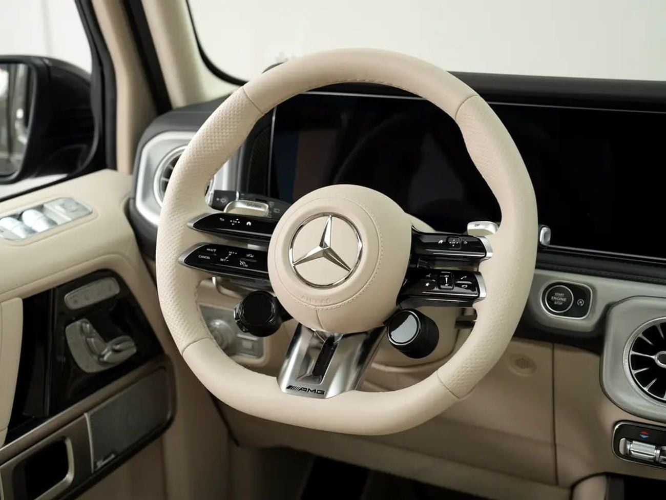 مرسيدس بنز G 63 AMG ستاندارد G63 AMG | A22 | FULL OPTION | WARRANTY INCLUDED