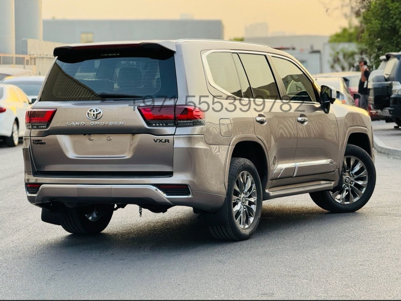 Toyota Land Cruiser Toyota Land Cruiser 2015 upgraded to 2025 complete with dashboard